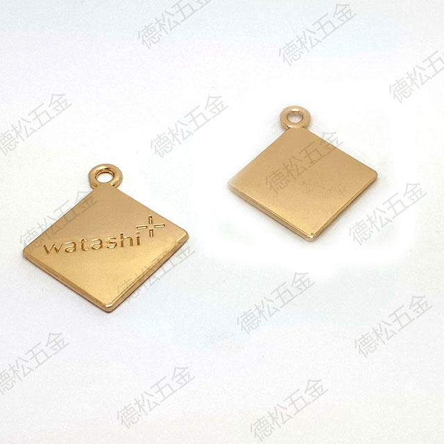 Professional Label Supplier Durable Custom Garment Metal Alloy Label Tag For Clothing