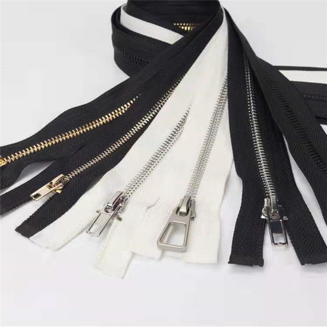 Factory High Quality Usually Custom Bag Gold Metal Zipper with Special Slider 