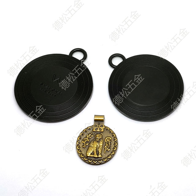 Round Pendant for Handbags Custom Metal Engraved Logo Label Tag Zinc Alloy Material