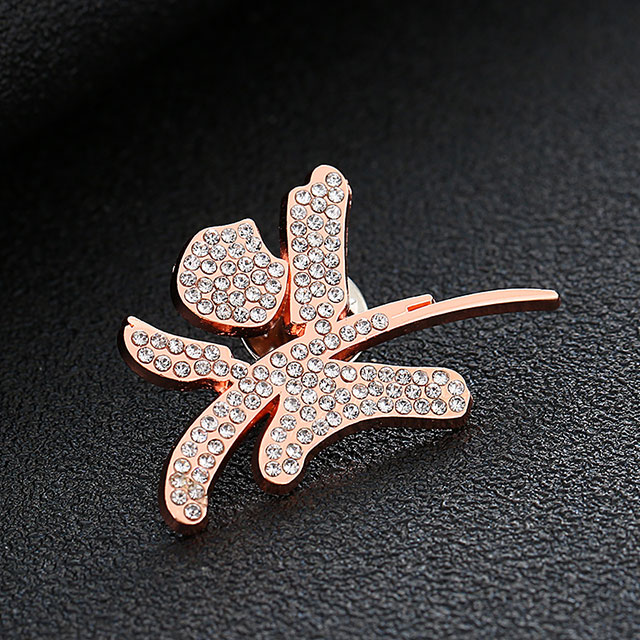 Animal Design Promotional Gift Hard Enamel Suit Badge Zinc Alloy Material with Safety Pin 